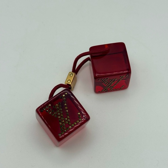 Louis Vuitton Red Translucent Hair Accessory - Picture 5 of 11